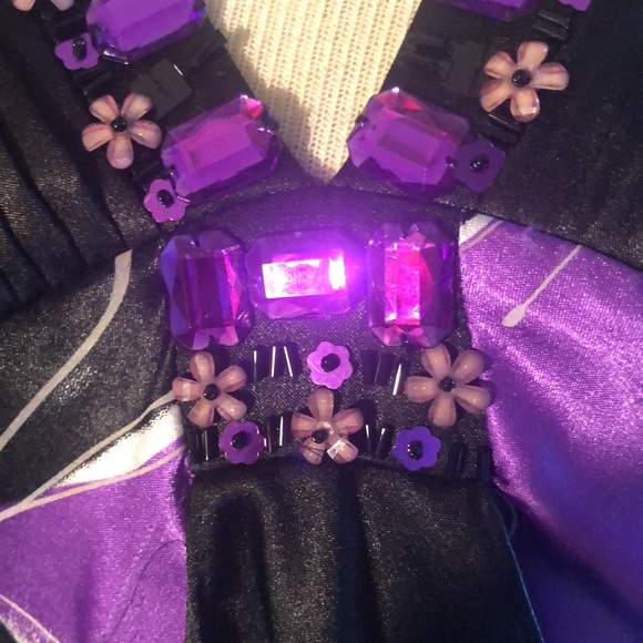 Vintage Dave & Johnny sz 4 formal halter neckline/ black, white,and purple dress - Picture 5 of 15